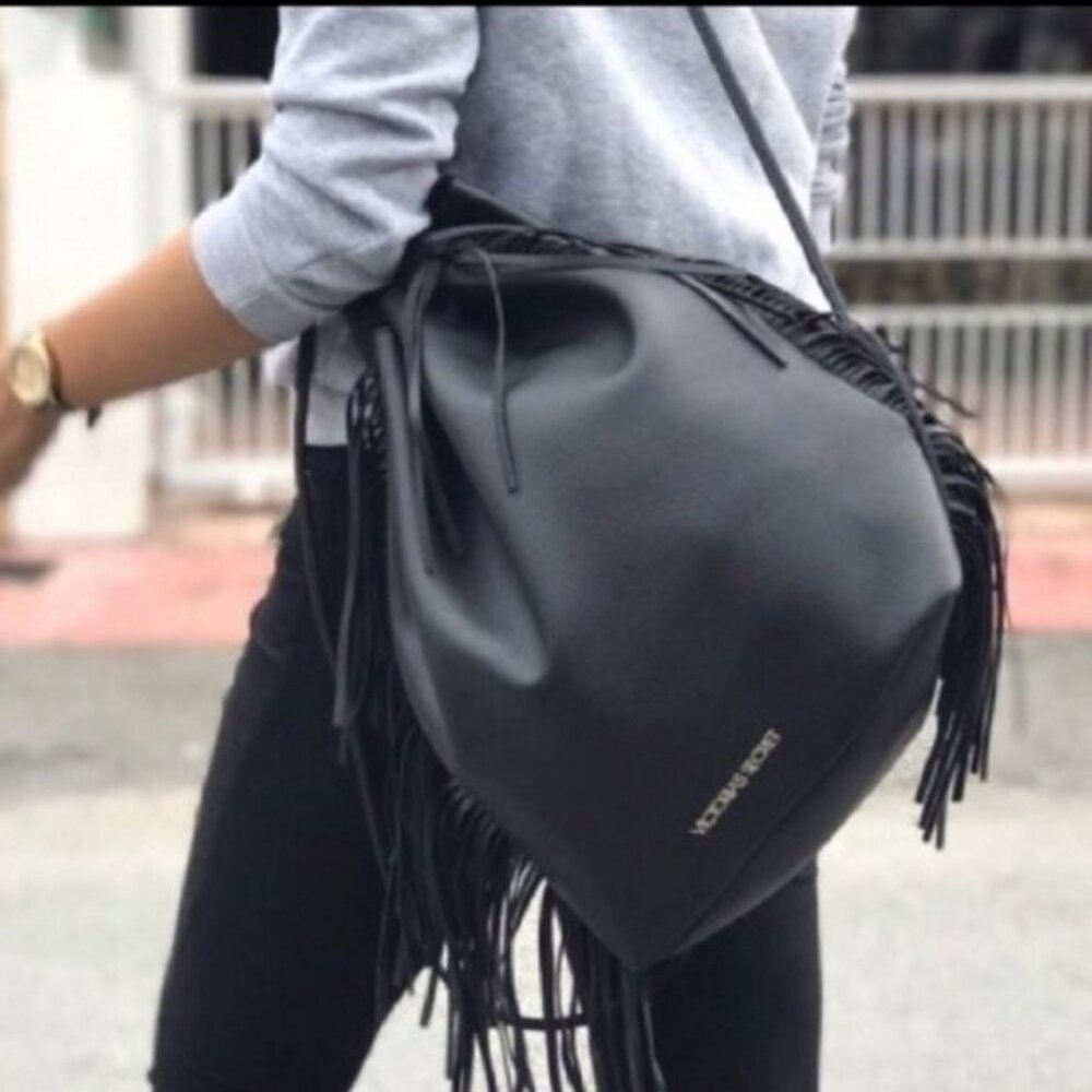 Victoria’s Secret Black Fringe Faux Leather Backpack Tote NWT Slide Closure Bag - Picture 3 of 15